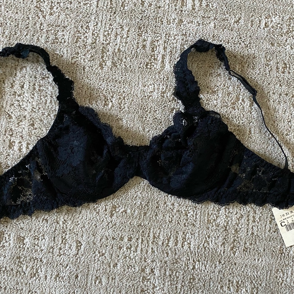 LA PERLA designer bra NWOT Italy 2 or USA 34